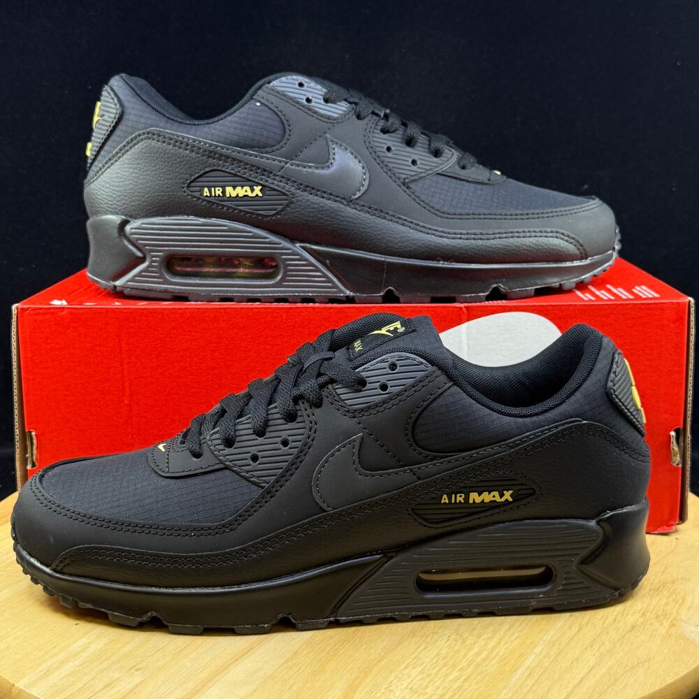 Nike Air Max 90 Men's Size 10 IB7680-001 Black Buff Gold Anthracite Airmax Shoes